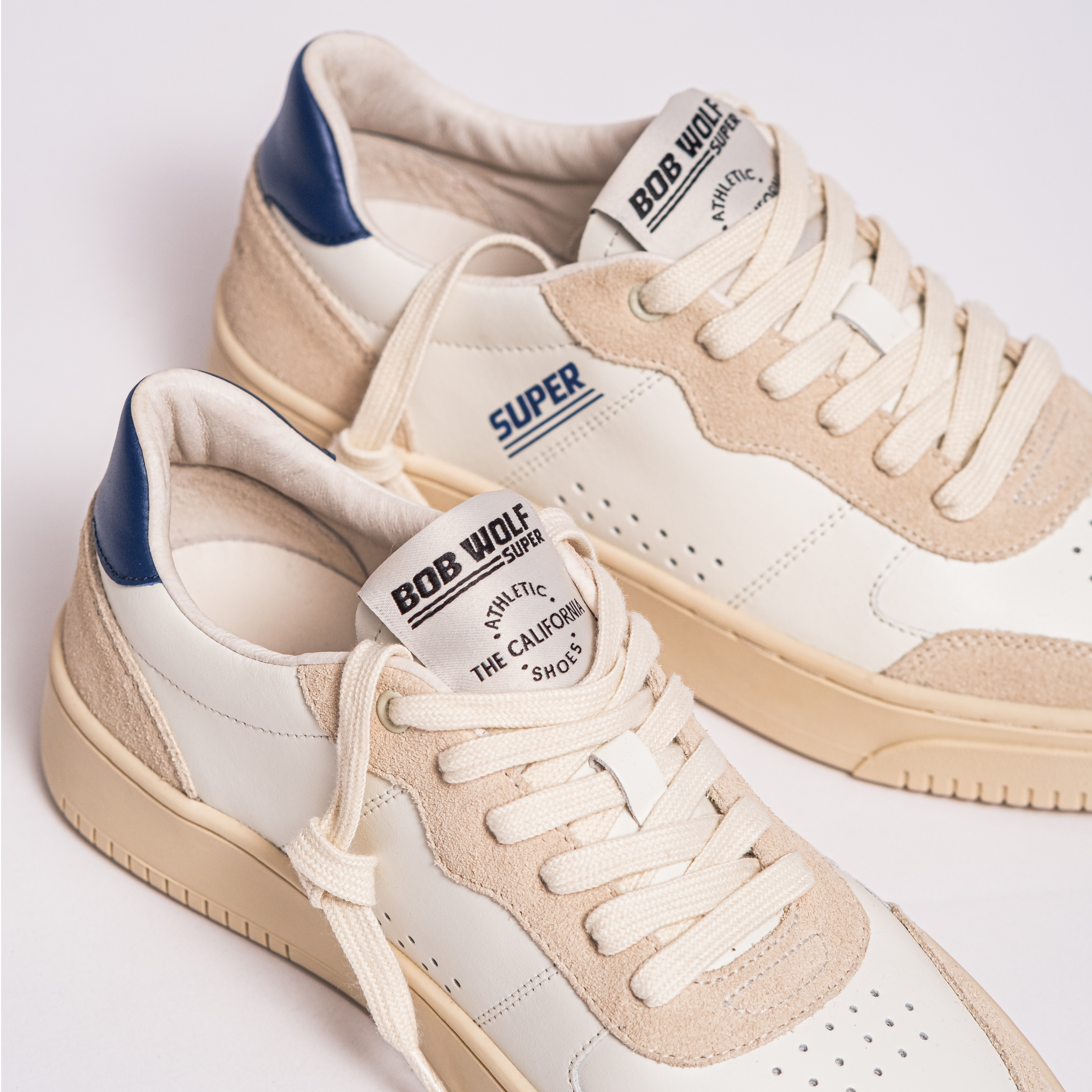 Legacy '76 leather with sand suede